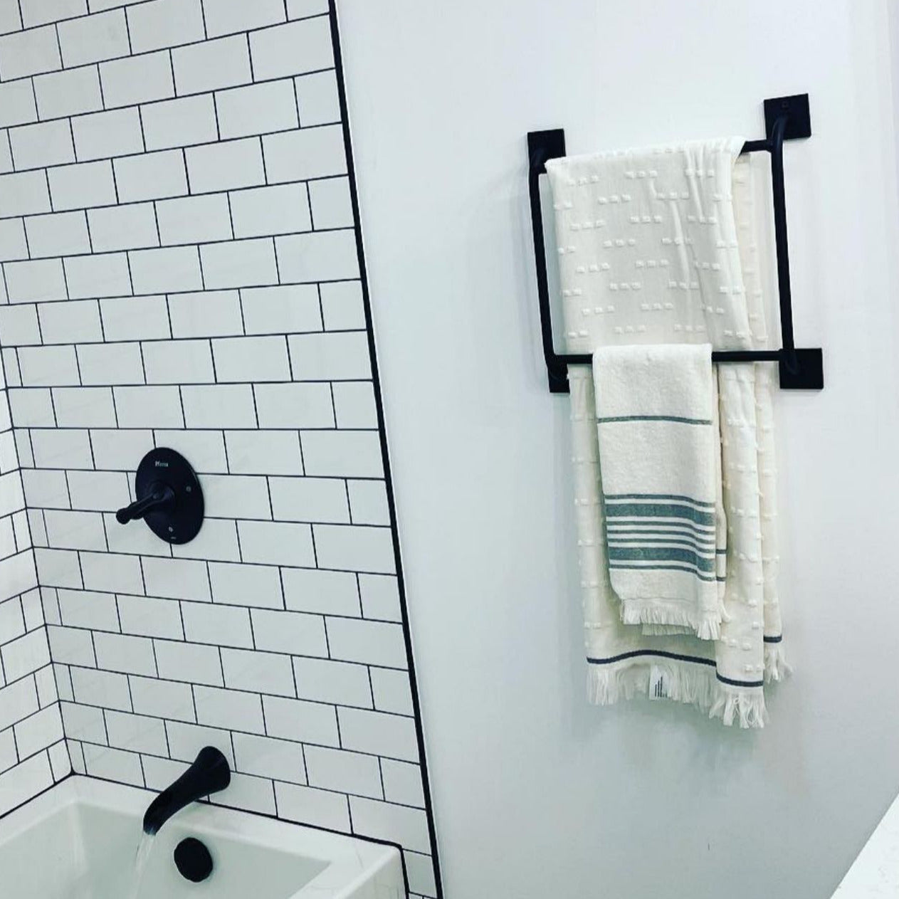 Bathroom Hand Towel Ladder