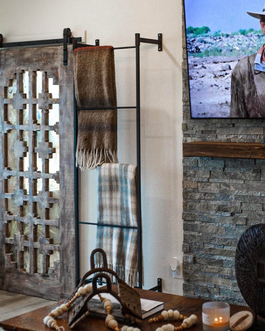 The Wall Mounted Ossit Ladder